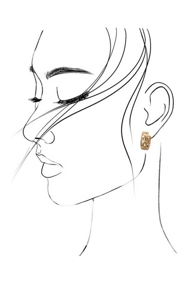 MINI CUTOUT CHECKER HOOP HUGGIE EARRING: MATTE GOLD