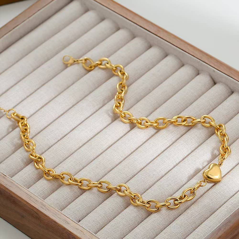 18K STAINLESS STEEL TARNISH FREE HEART NECKLACE: Gold