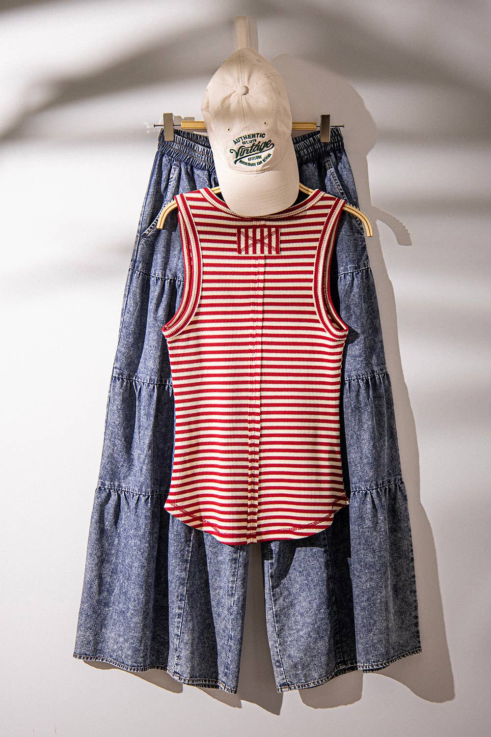 Striped Button Down Fitted Knit Tank Top: RED STRIPE
