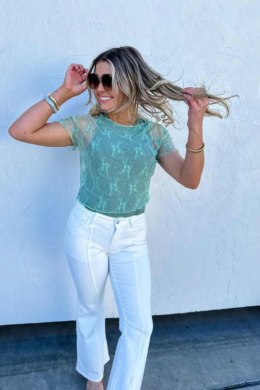 ALLE SHORT SLEEVE LACE TOP - Sage