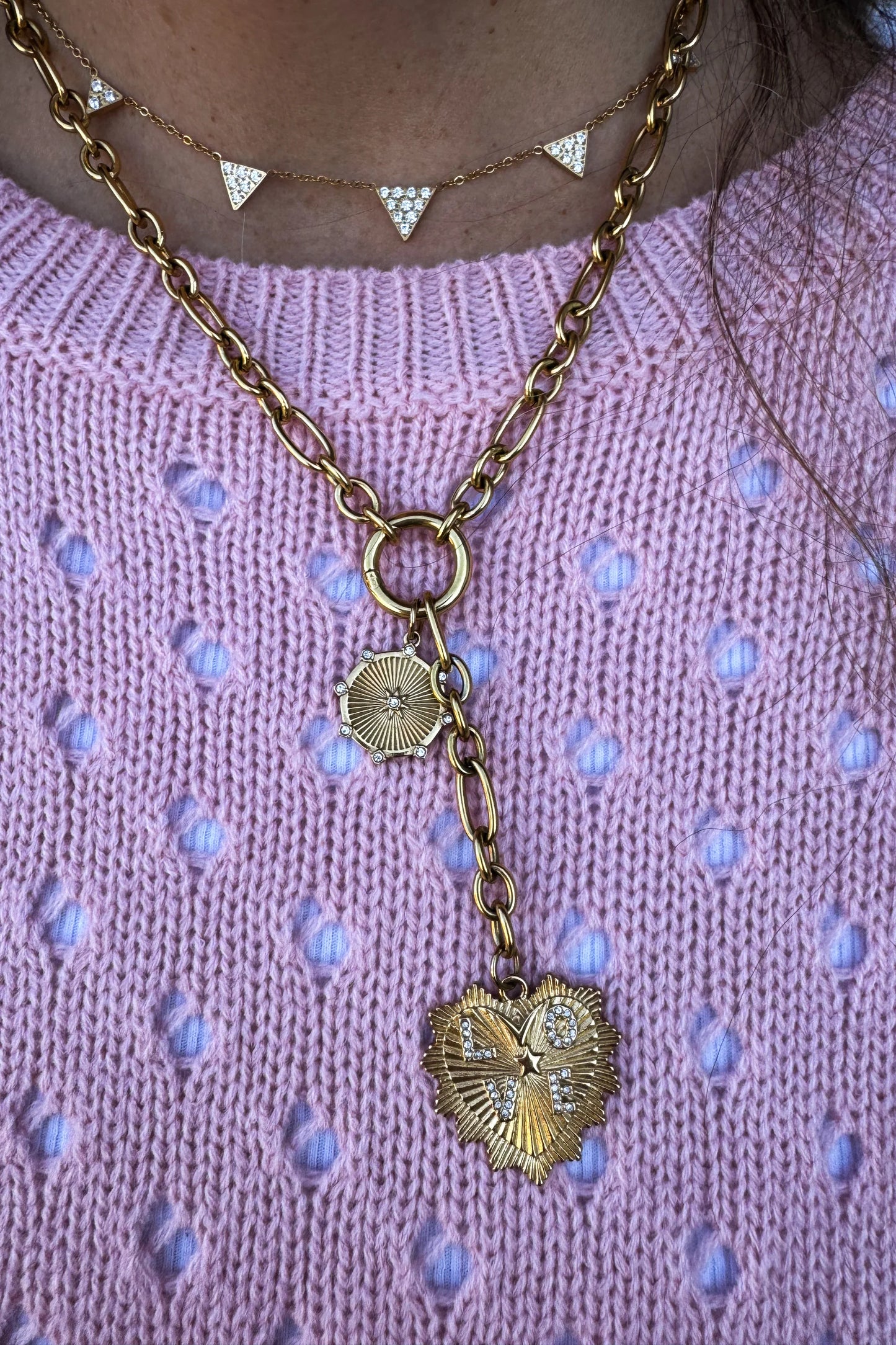 AMOUR LINK CHARM NECKLACE