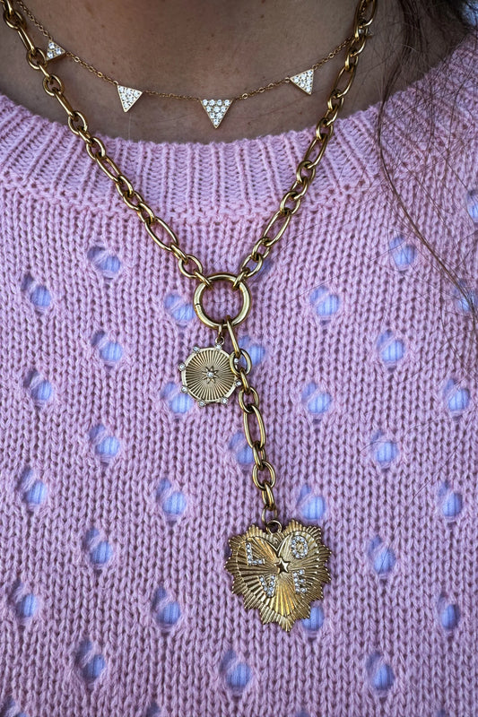 AMOUR LINK CHARM NECKLACE