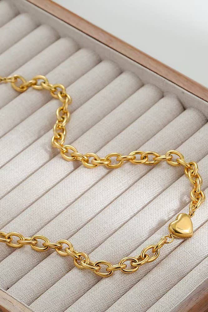 18K STAINLESS STEEL TARNISH FREE HEART NECKLACE: Gold