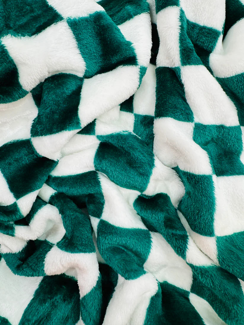 Checkered Plush Blanket-GracieJeanBoutique