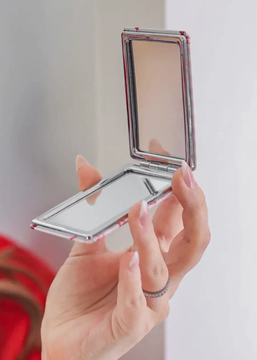 Twirls & Bows Compact Mirror
