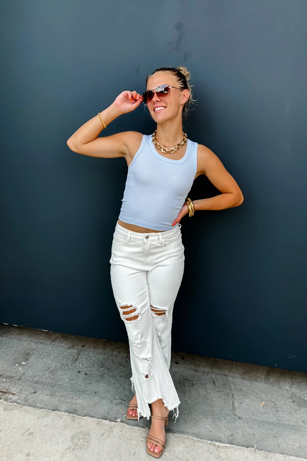 WHITE URBAN DISTRESSED CROP JEAN-GracieJeanBoutique